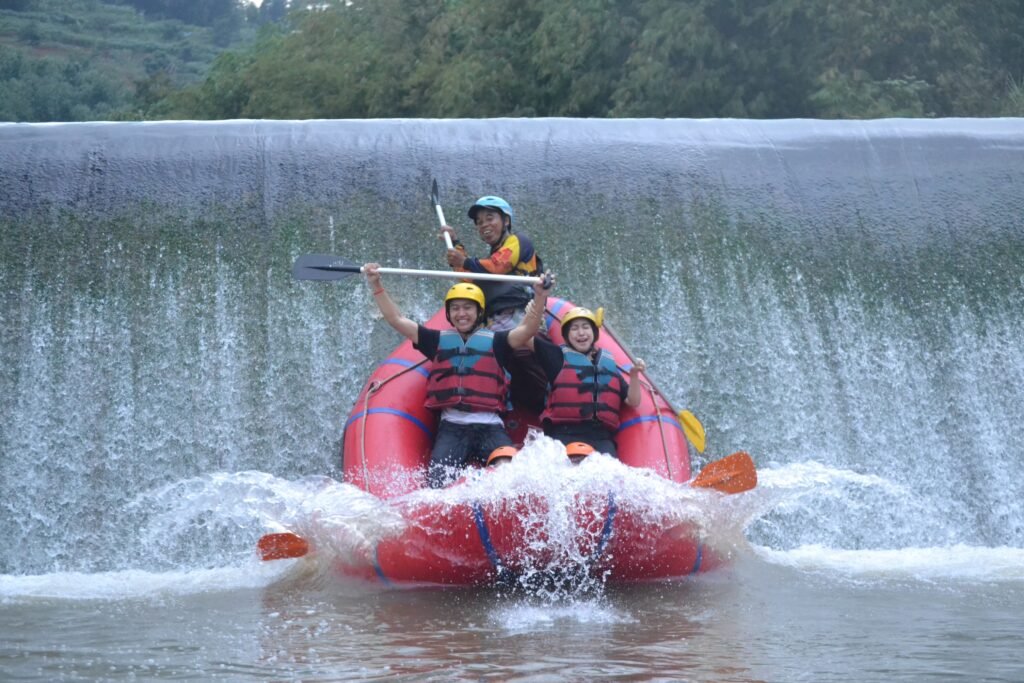 RAFTING (1)