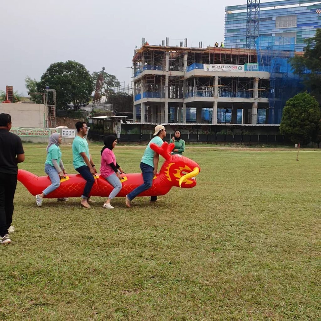 outbound inflatable (18)